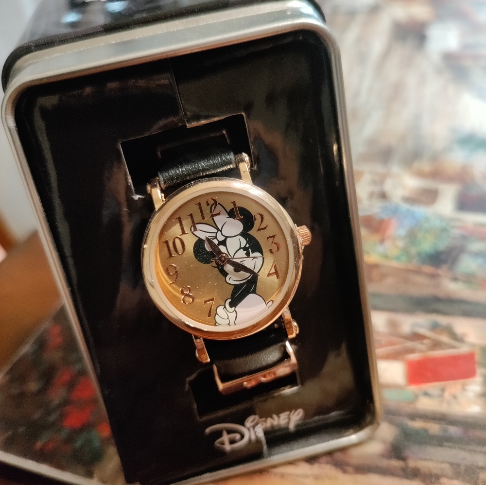 Minnie Mouse Watch - Picture 4 of 6